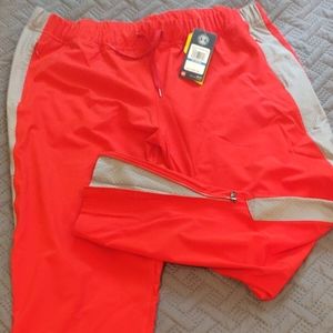 Under Armour water resistant pants Size XL